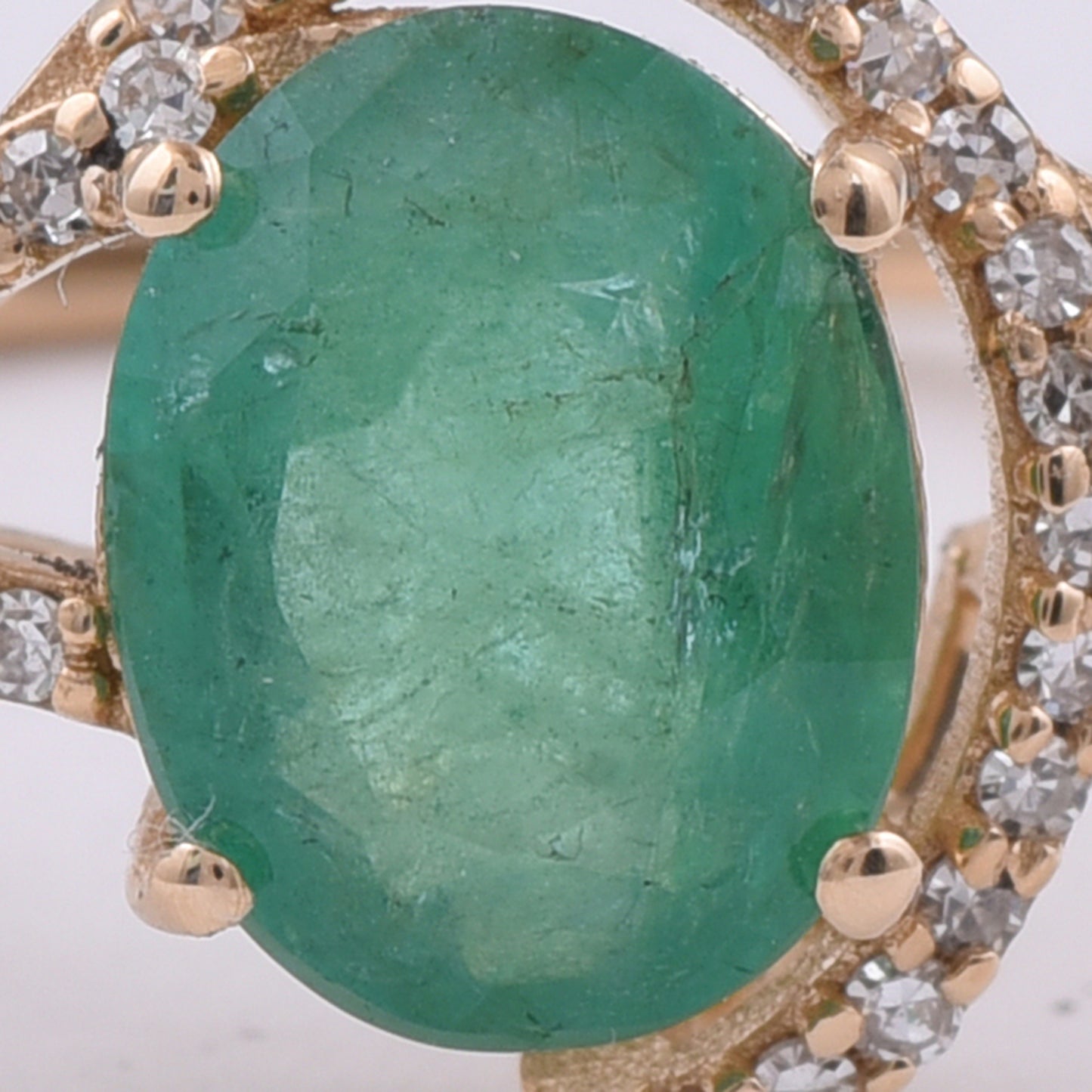 1.38 Ct Oval Natural Emerald 14K Gold Ring