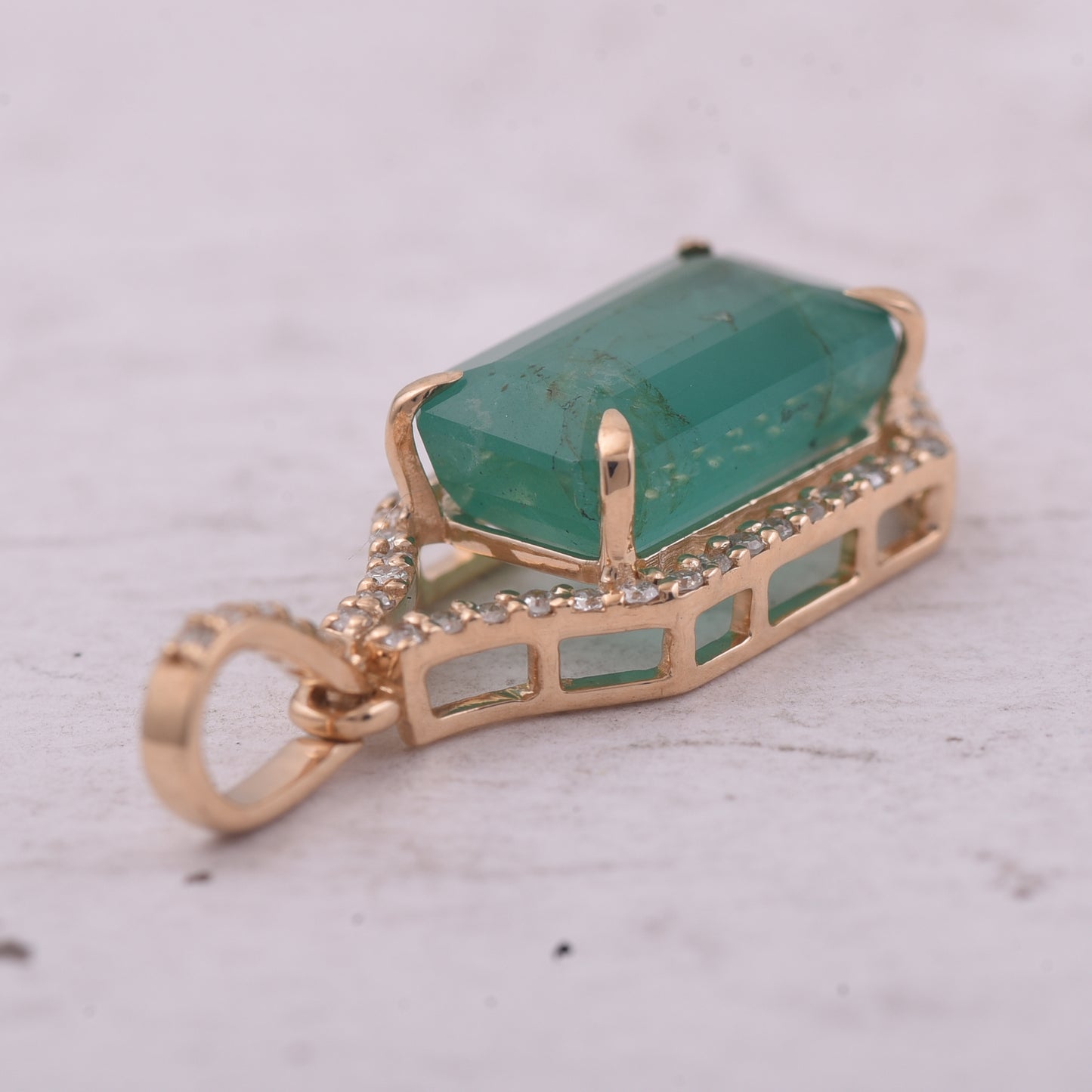 2.90 Ct Octagon Step Cut Natural Emerald 14K Gold Pendant