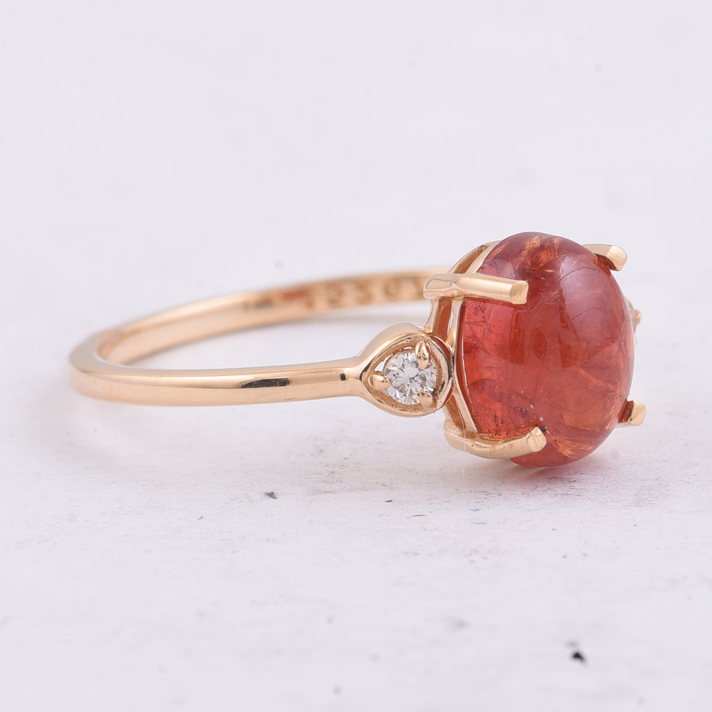 2.23 Ct Oval Cabochon Cut Natural Spinel 14K Gold Ring