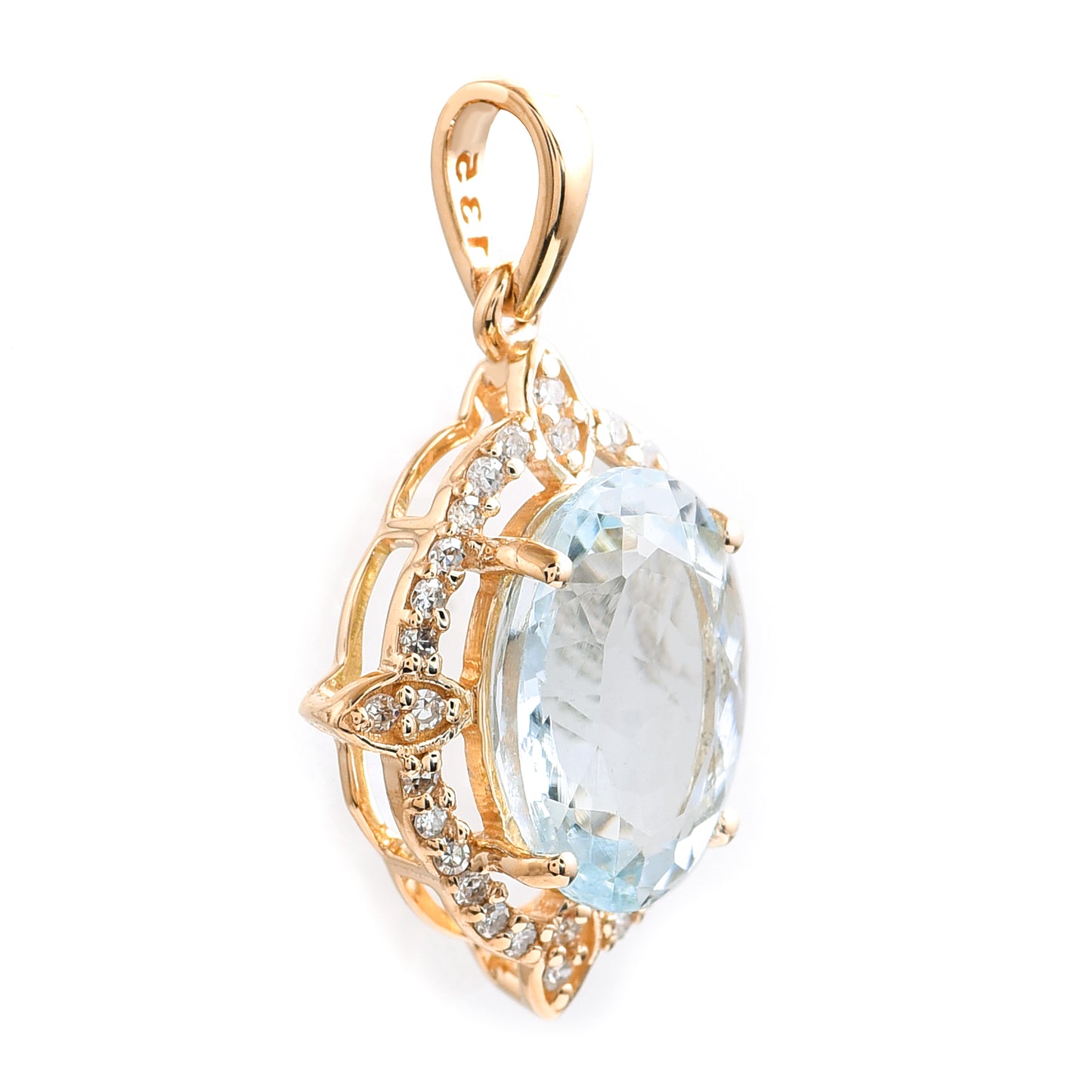 1.94 Ct Oval Aquamarine 14K Gold Pendant