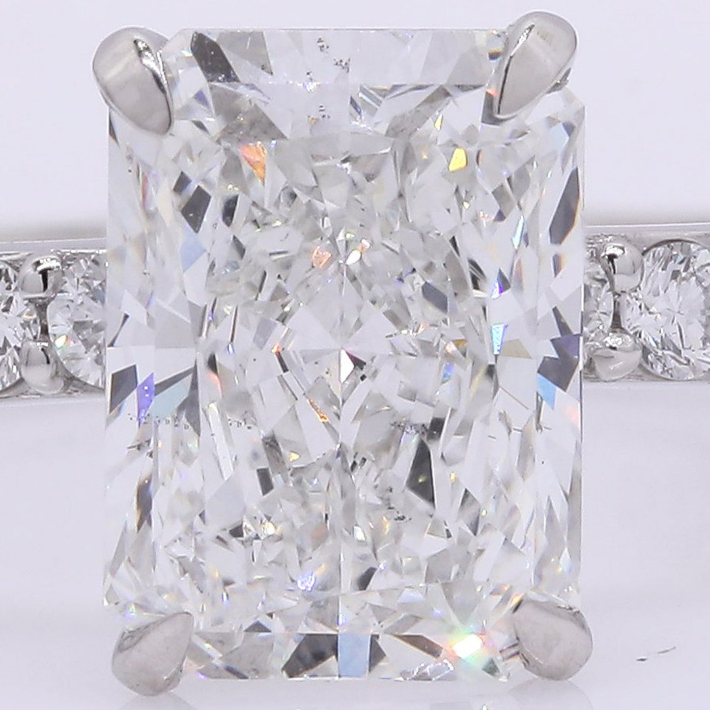 2.27 Carats Lab Grown Diamond 950 Platinum Ring