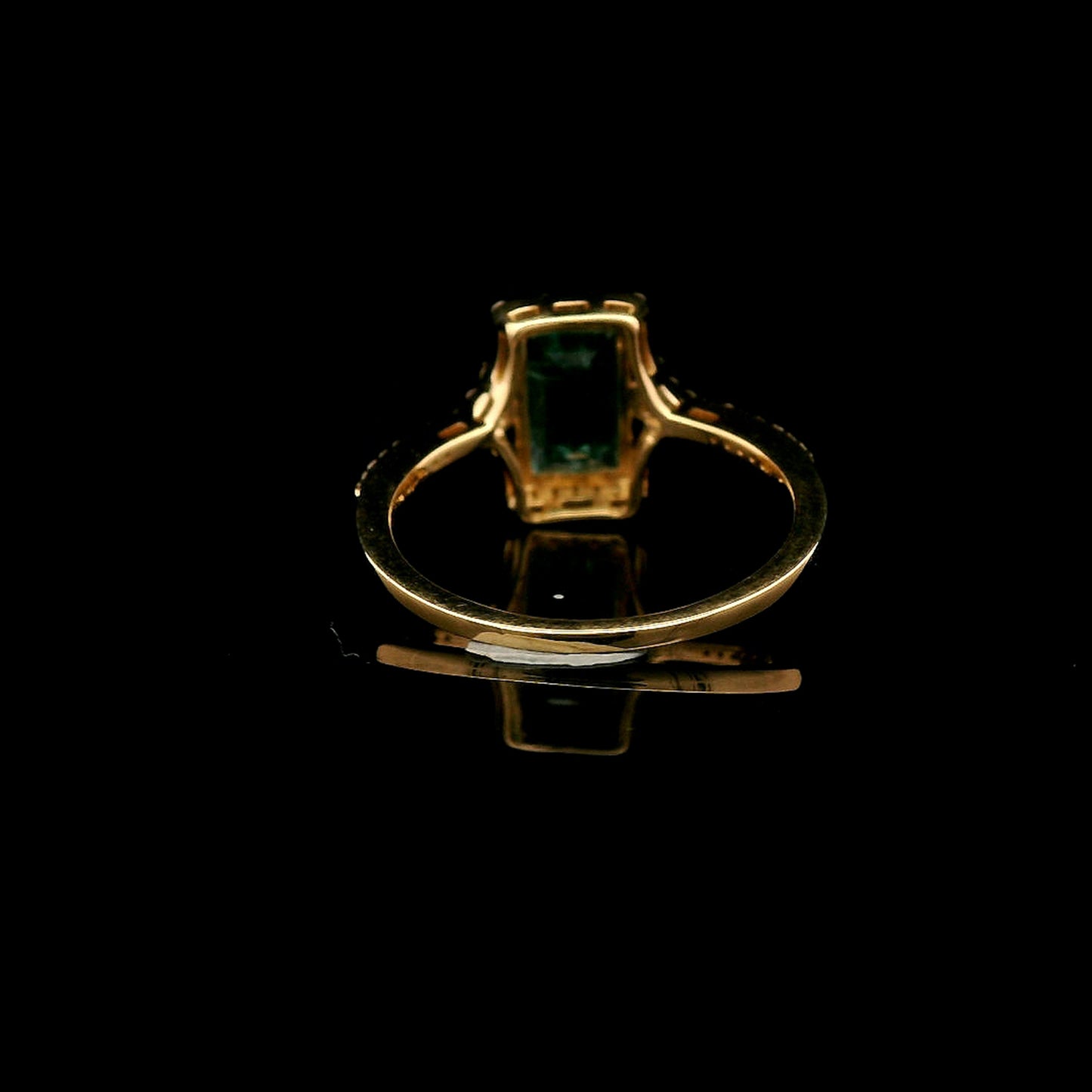 1.50 Ct Rectangle Step Cut Natural Emerald 14K Gold Ring