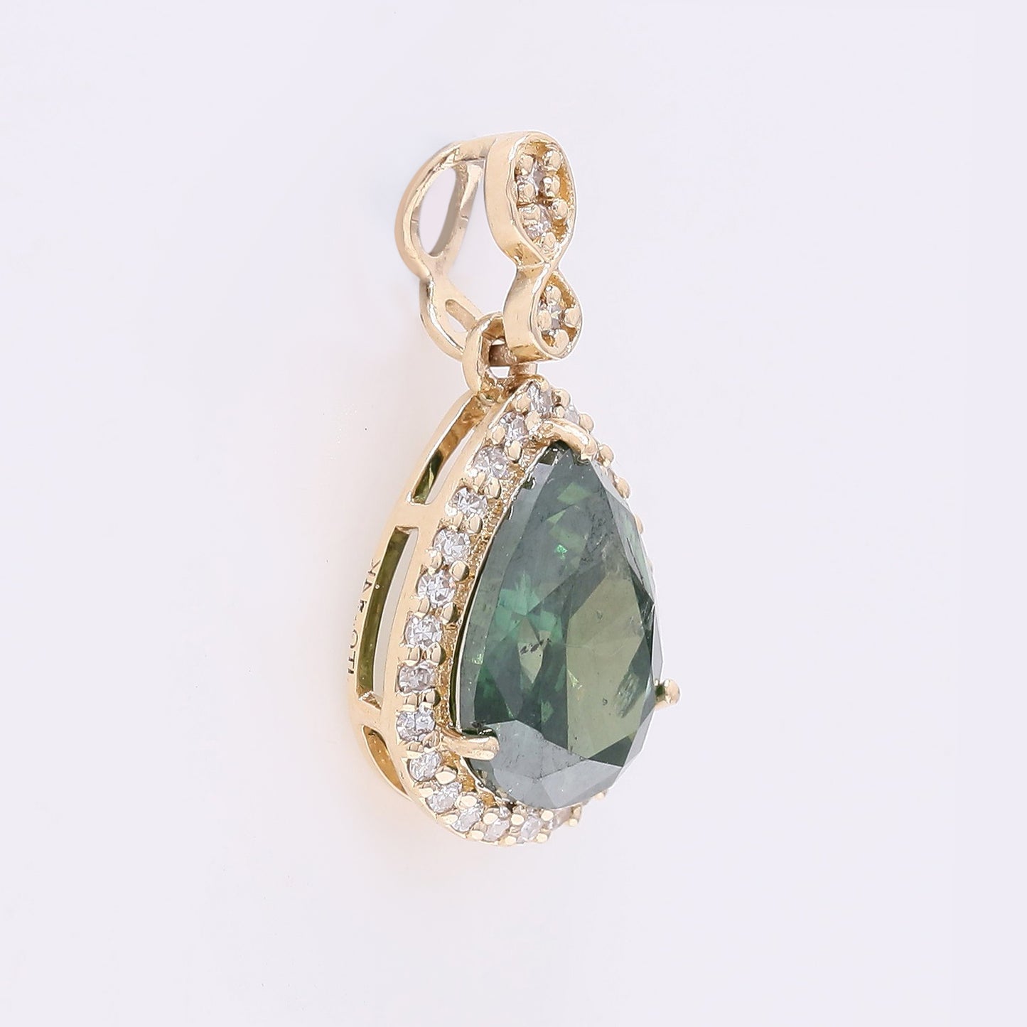 1.32 Ct Pear Green Diamond 14K Gold Pendant