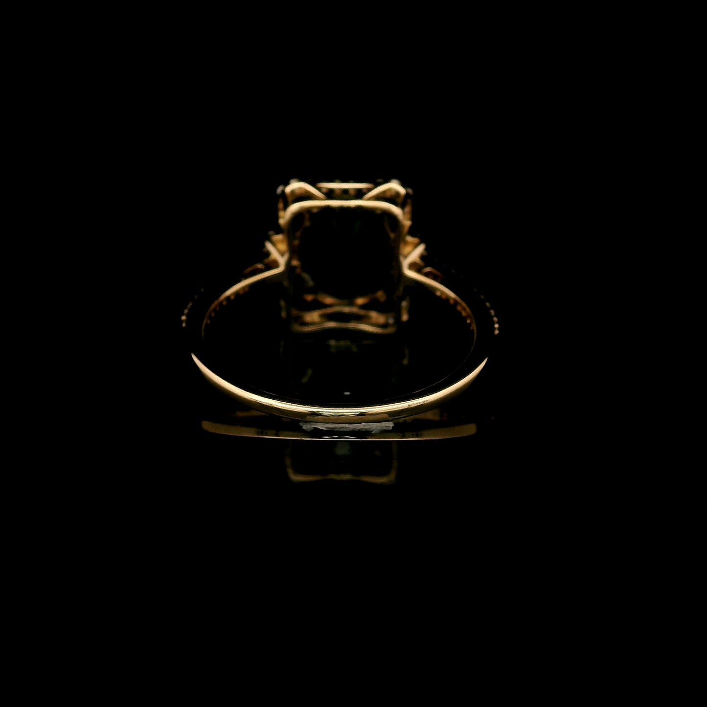 2.88 Ct Oval Mixed Cut Lab Grown Sapphire 14K Gold Ring