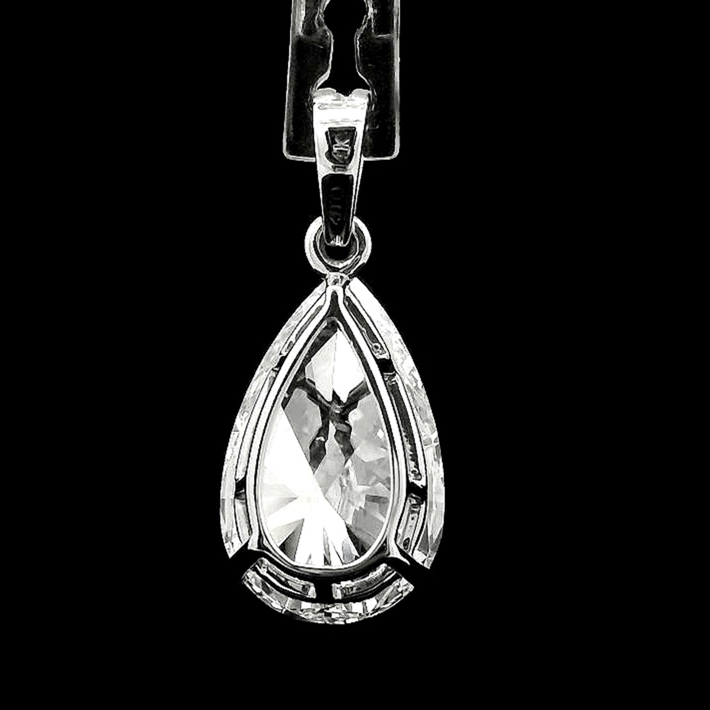 4.86 Carats Lab Grown Diamond 14K Gold Pendant