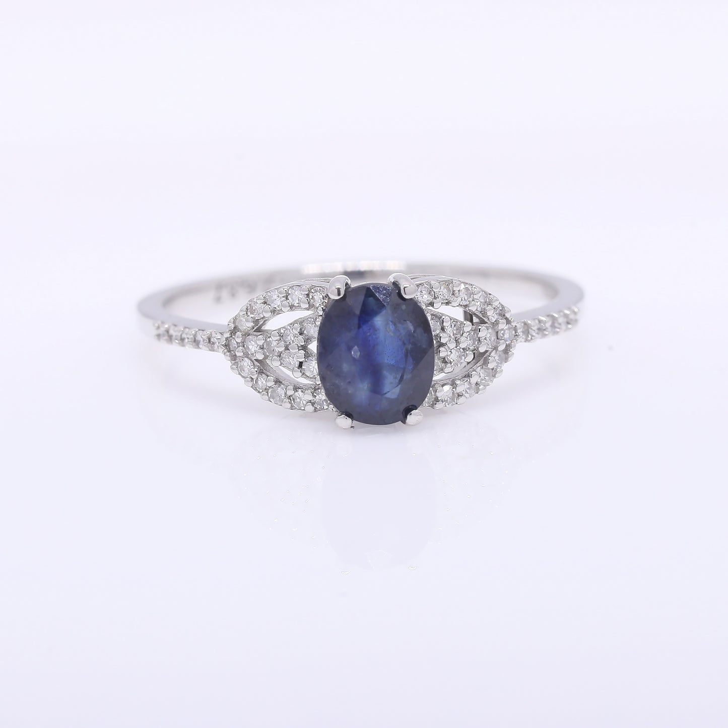1.34 Ct Oval Mixed Cut Natural Sapphire 950 Platinum Ring