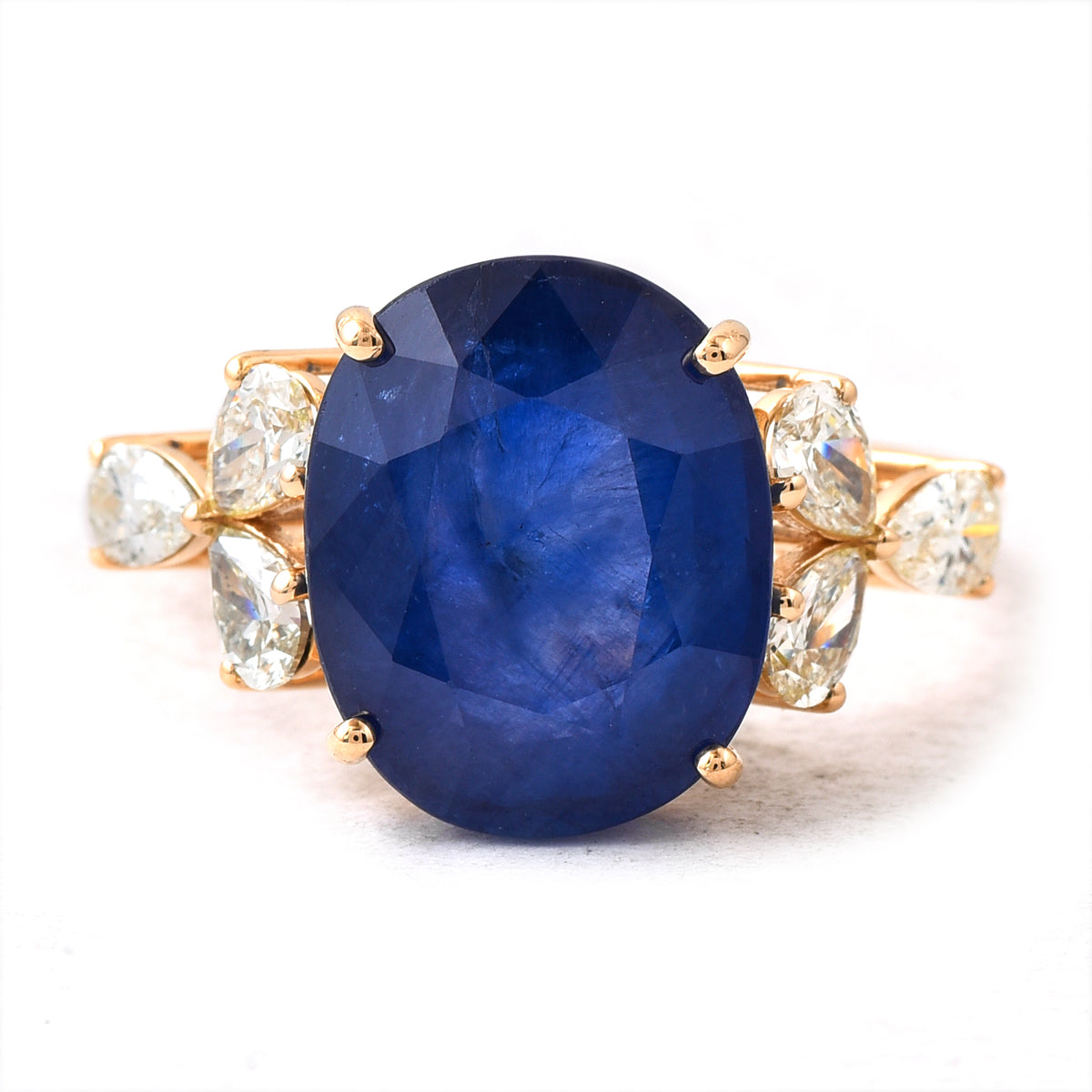9.04 Ct Oval Blue Sapphire 18K Gold Ring