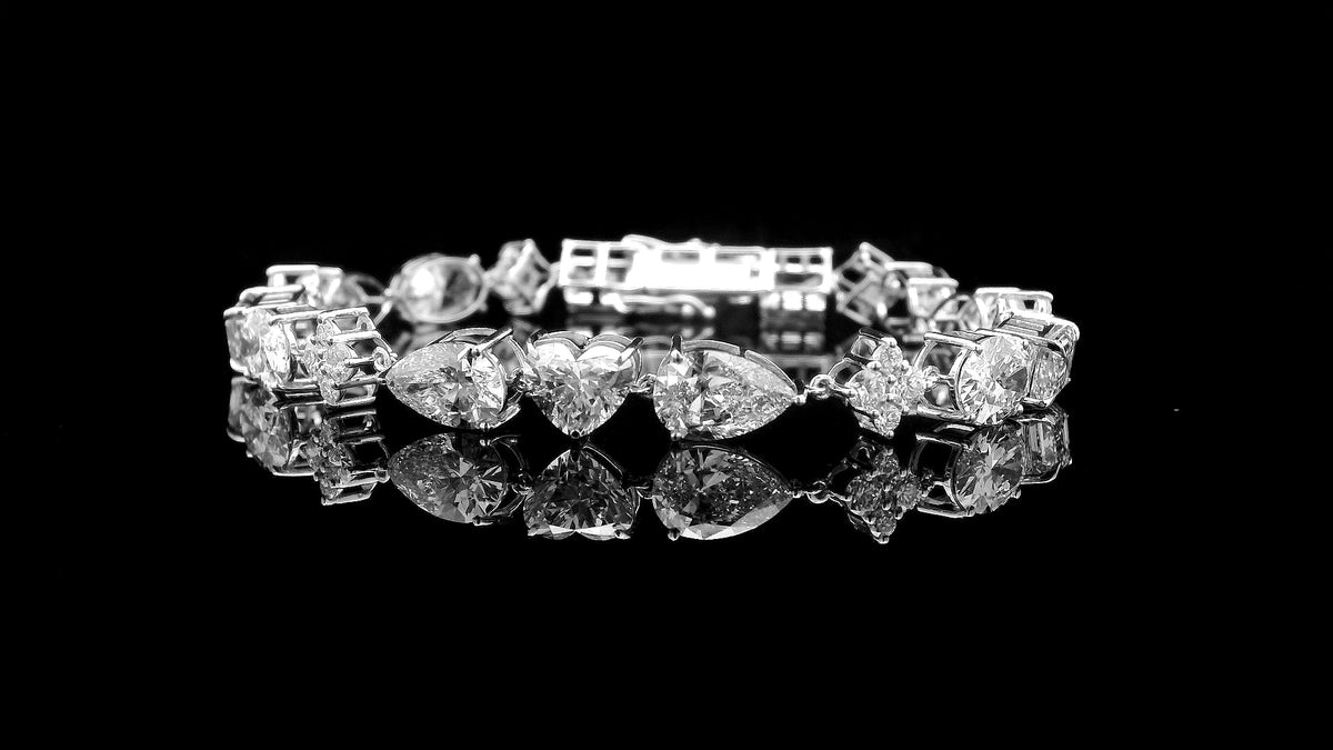 14.69 Carats Lab Grown Diamond 14K Gold Bracelet