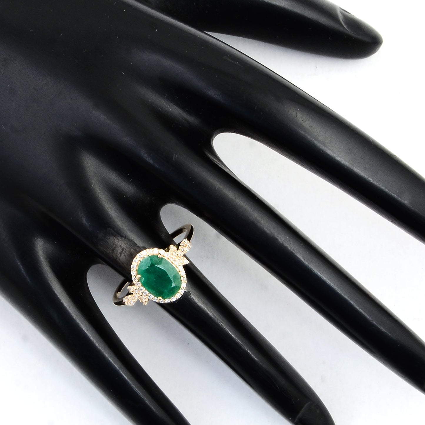 1.53 Ct Oval Mixed Cut Natural Beryl Emerald 14K Gold Ring
