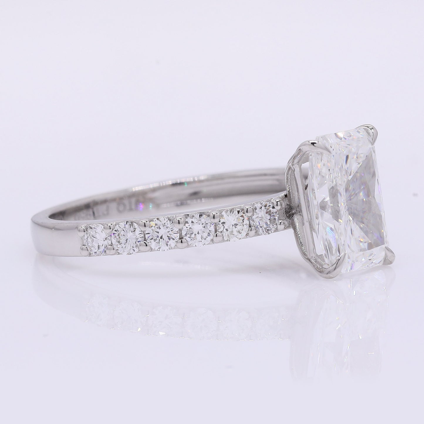 2.38 Carats Lab Grown Diamond 950 Platinum Ring
