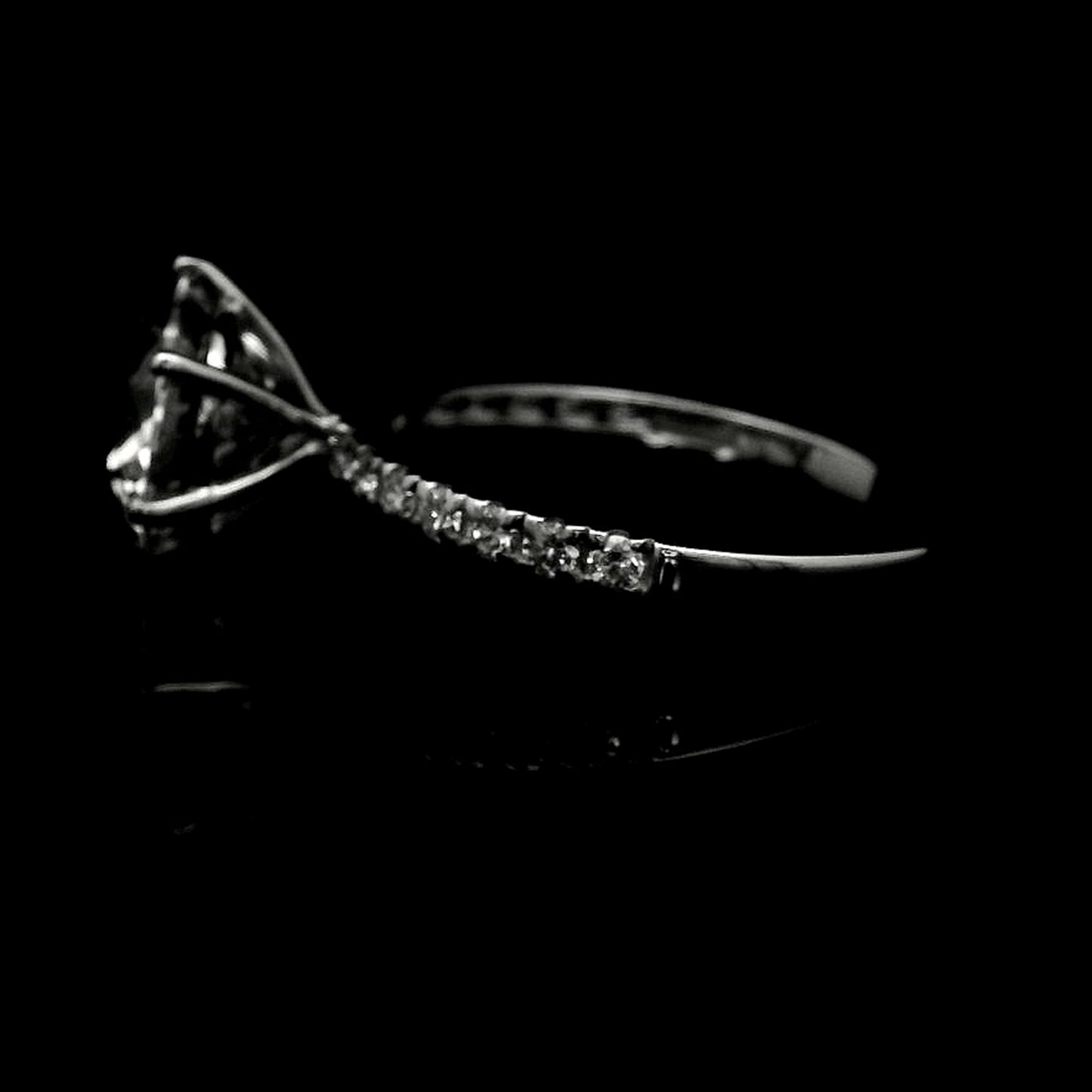 3.25 Carats Lab Grown Diamond 14K Gold Ring