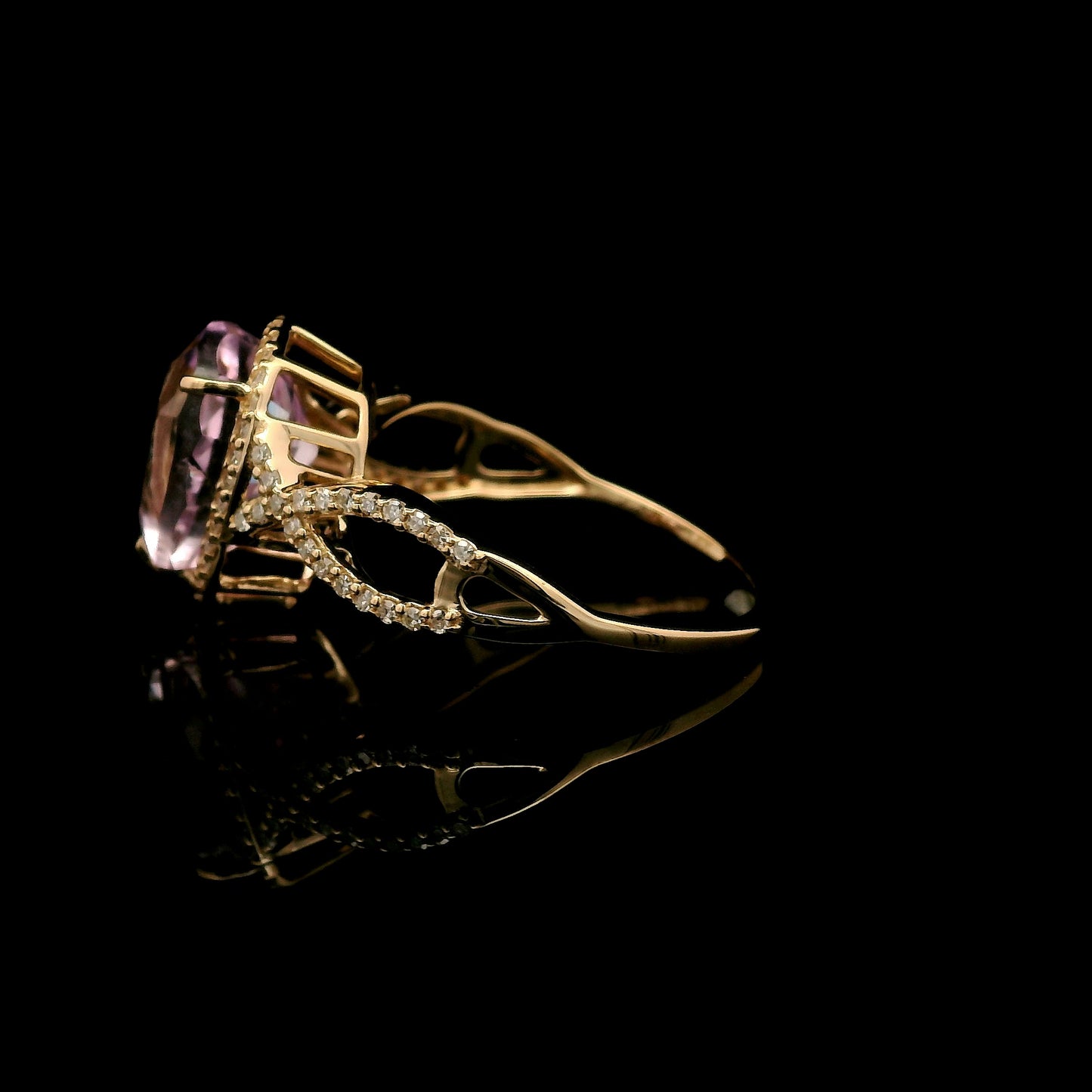 3.76 Ct Pear Kunzite 14K Gold Ring