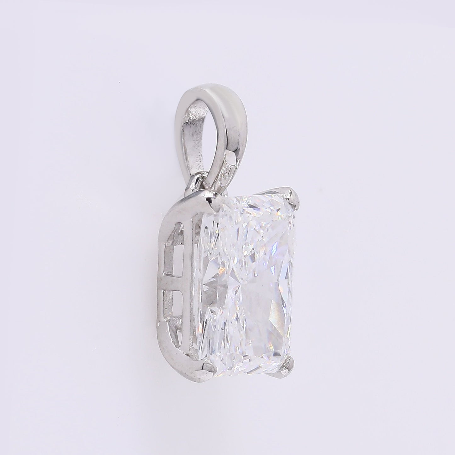 1.88 Carats Lab Grown Diamond 950 Platinum Pendant