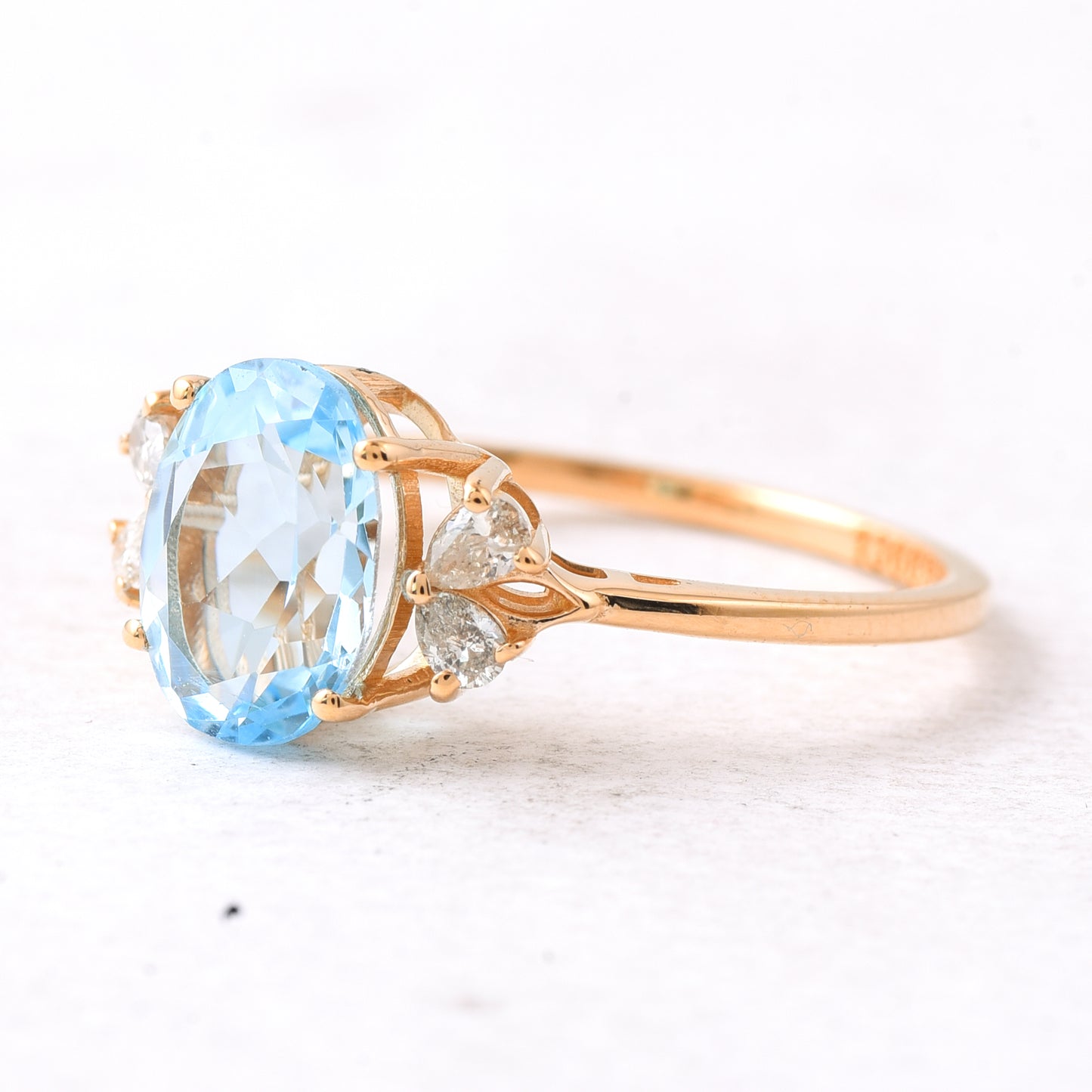 2.53 Ct Oval Mixed Cut Natural Topaz 14K Gold Ring