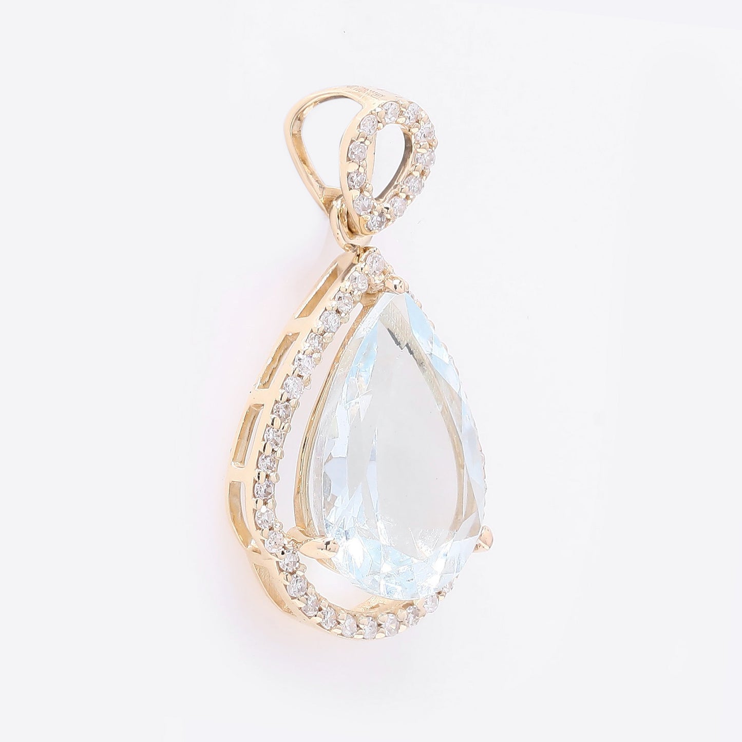 2.02 Ct Pear Mixed Cut Natural Aquamarine 14K Gold Pendant