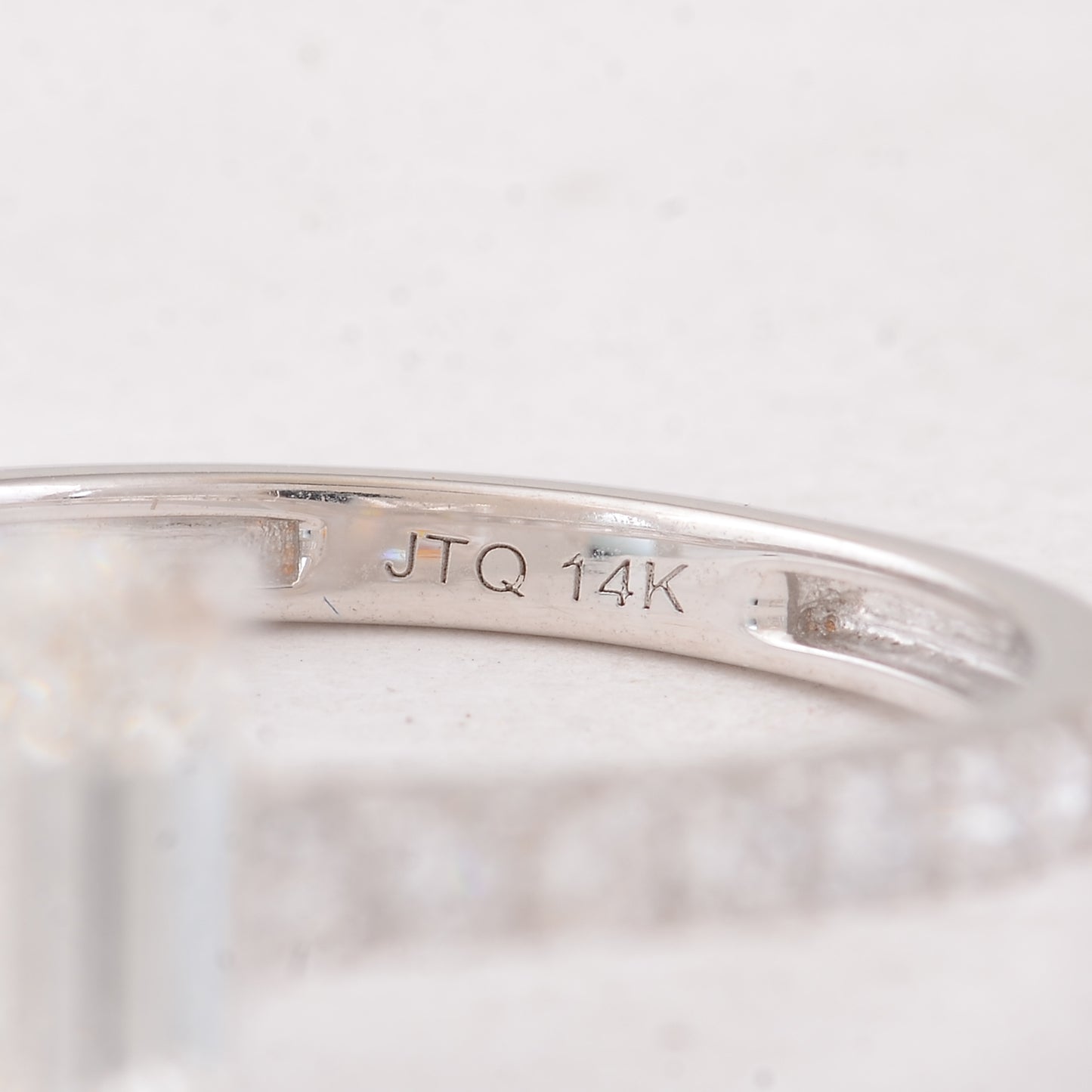 3.35 Carats Lab Grown Diamond 14K Gold Ring