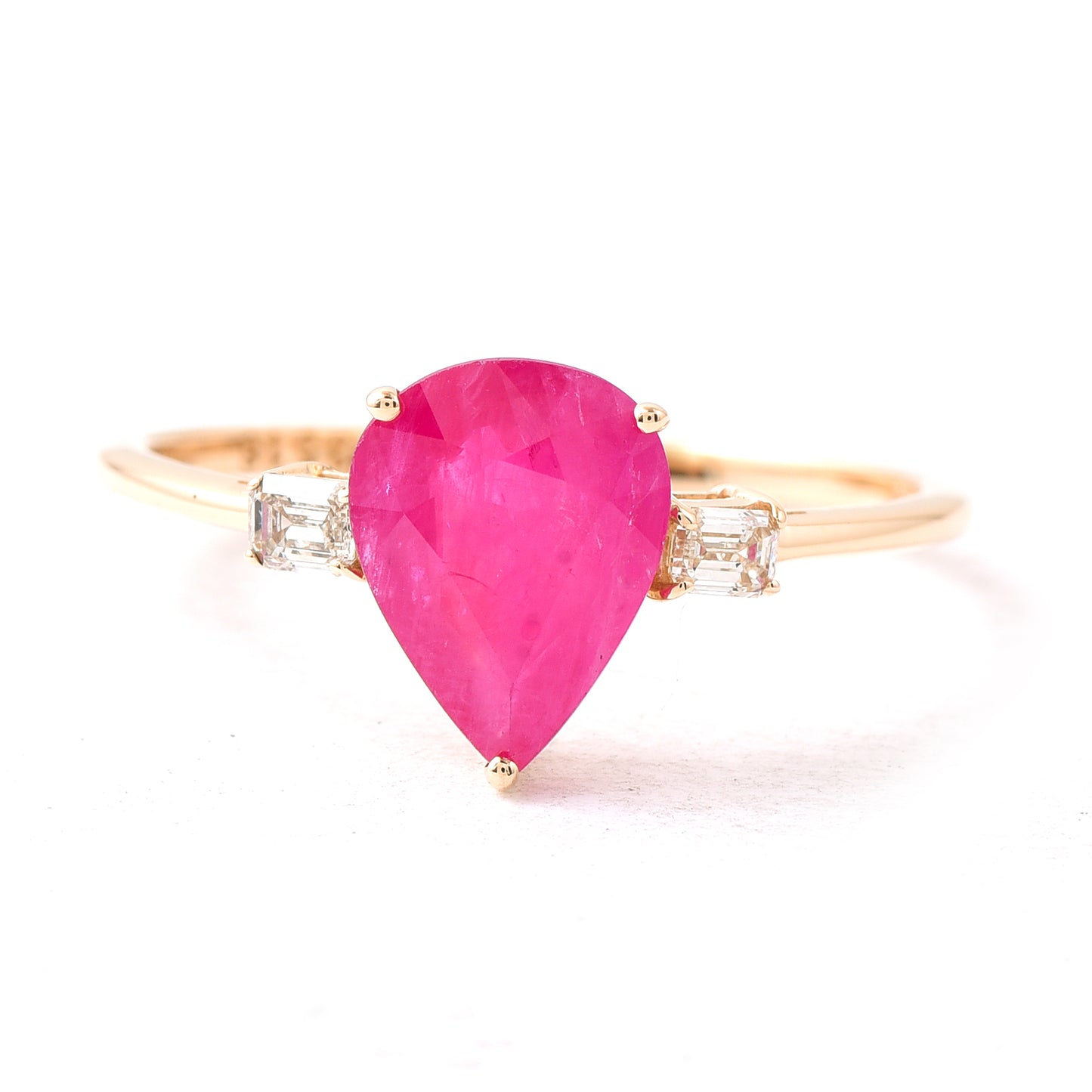1.87 Ct Pear Ruby 14K Gold Ring
