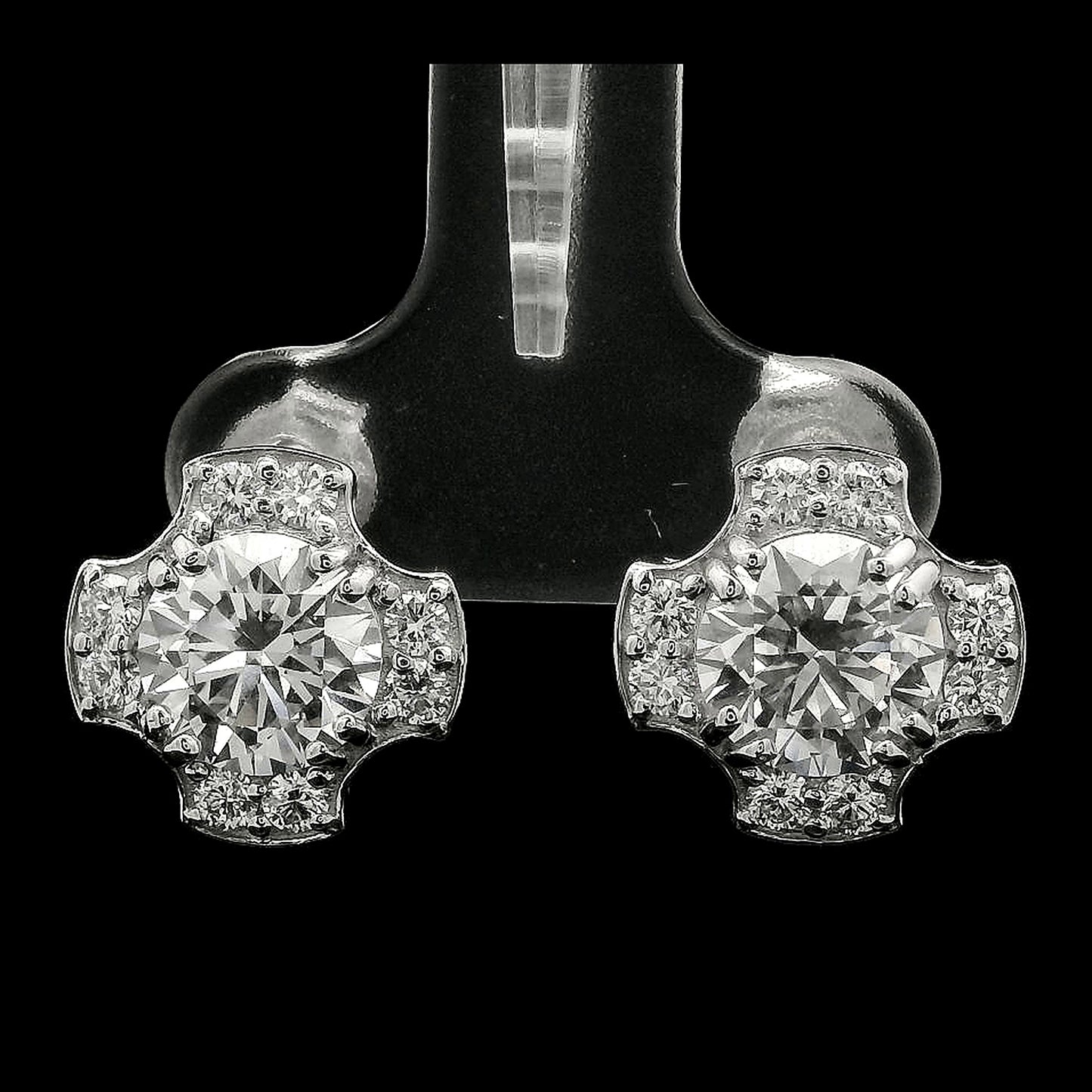 3.70 Carats Lab Grown Diamond 14K Gold Earrings