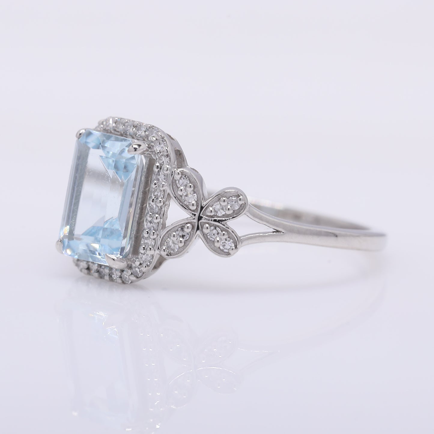 1.33 Ct Octagon Step Cut Natural Aquamarine 950 Platinum Ring
