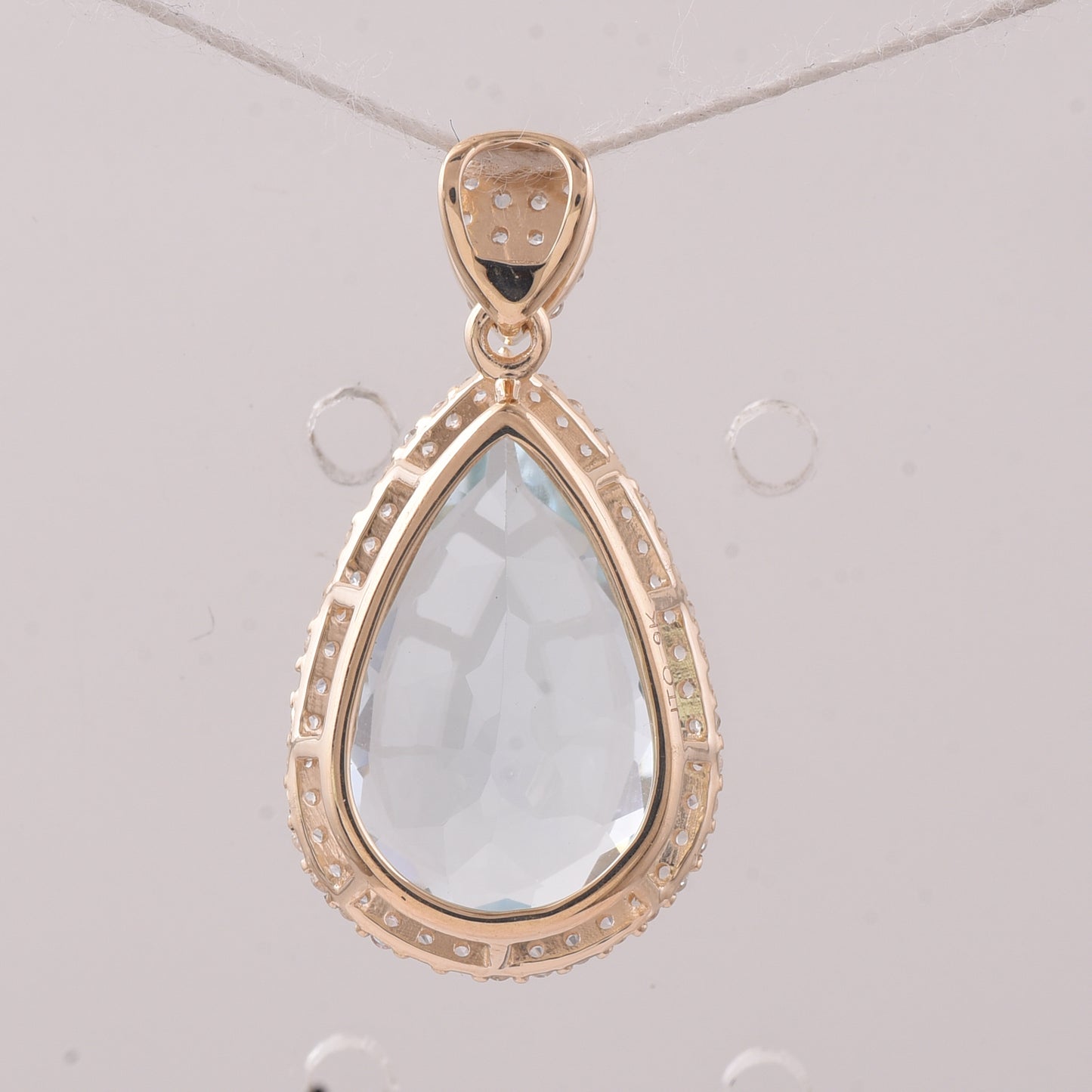 4.01 Ct Pear Aquamarine 9K Gold Pendant
