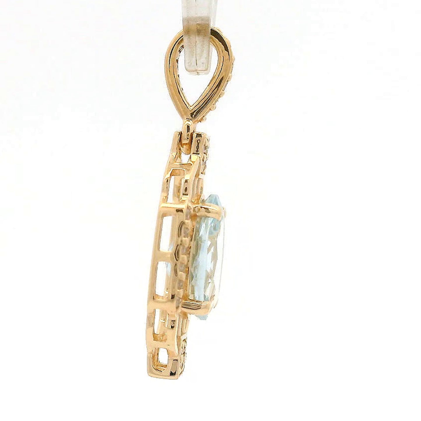 1.08 Ct Oval Aquamarine 14K Gold Pendant
