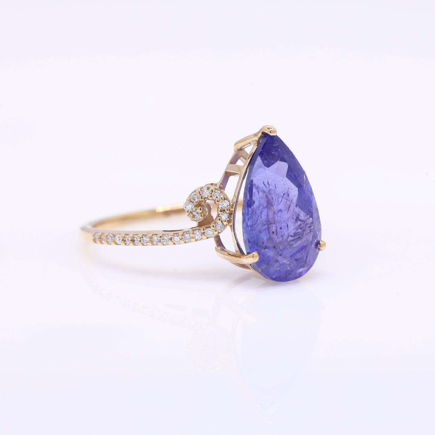4.22 Ct Pear Mixed Cut Natural Tanzanite 14K Gold Ring