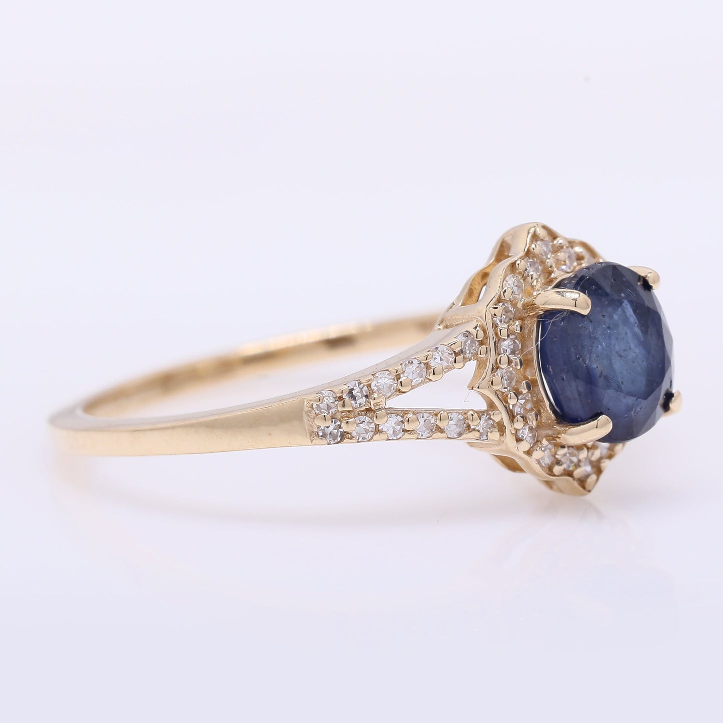 1.35 Ct Oval Mixed Cut Natural Sapphire 14K Gold Ring