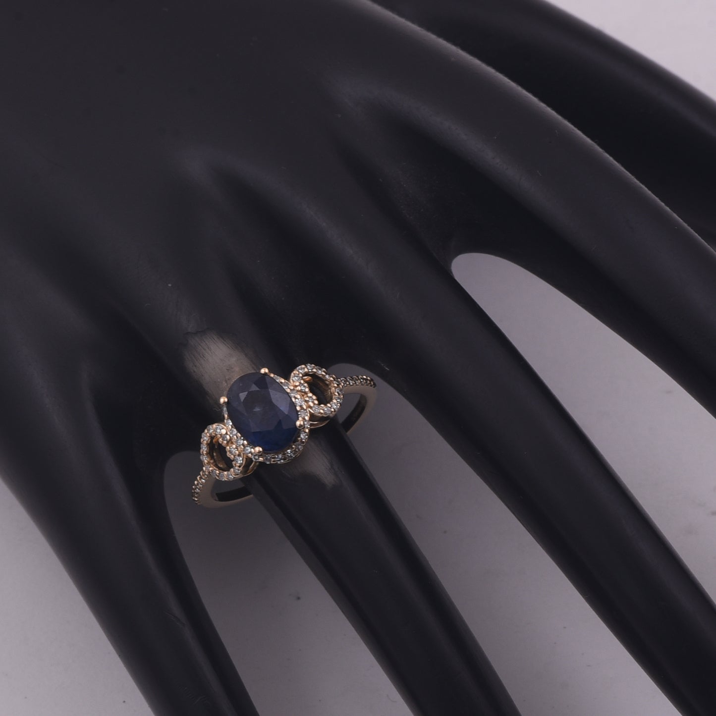 2.25 Ct Oval Mixed Cut Natural Sapphire 14K Gold Ring
