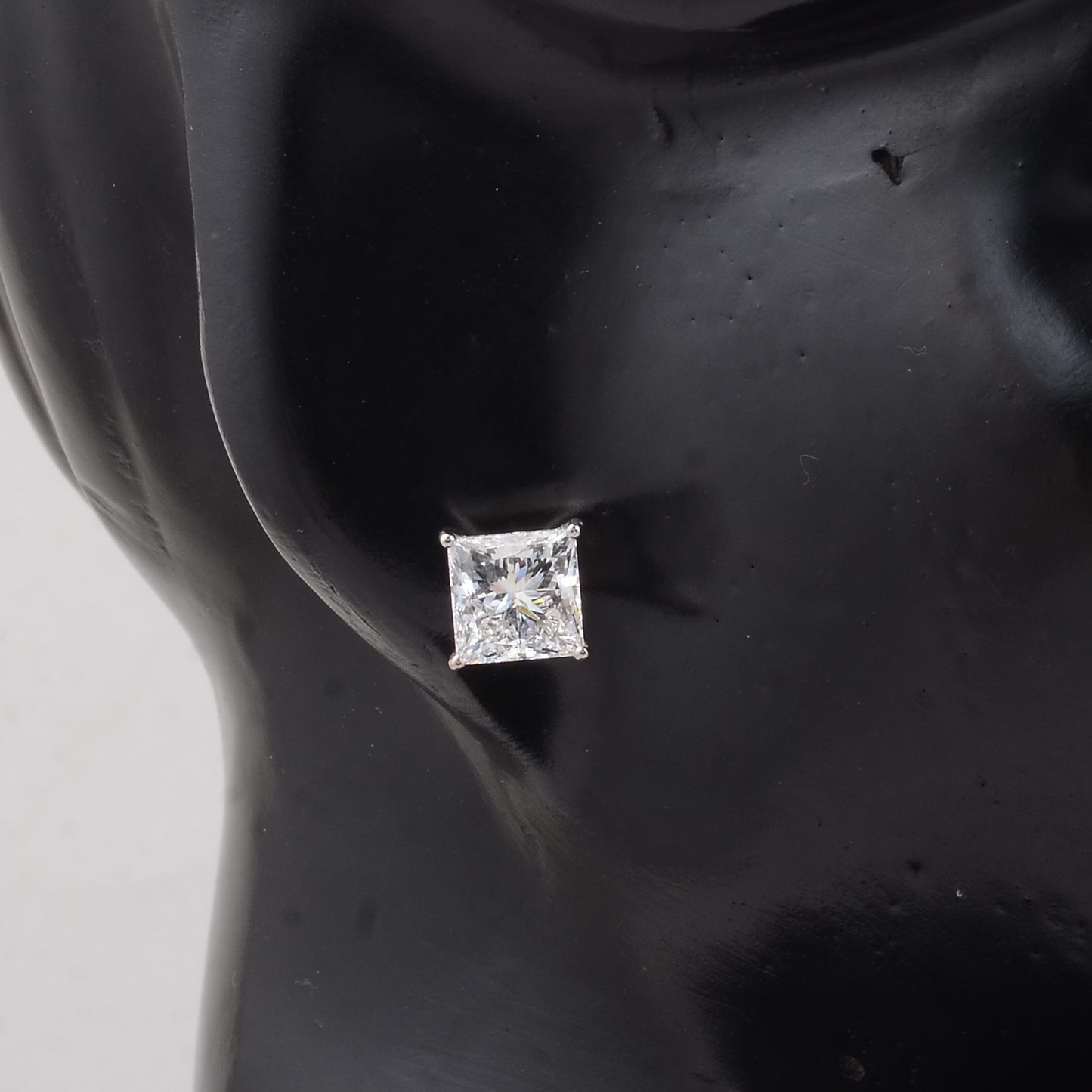 4.09 Carats Lab Grown Diamond 14K Gold Earrings