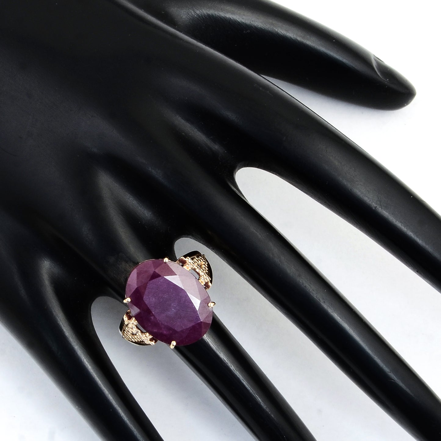 9.32 Ct Oval Mixed Cut Natural Corundum Ruby 14K Gold Ring