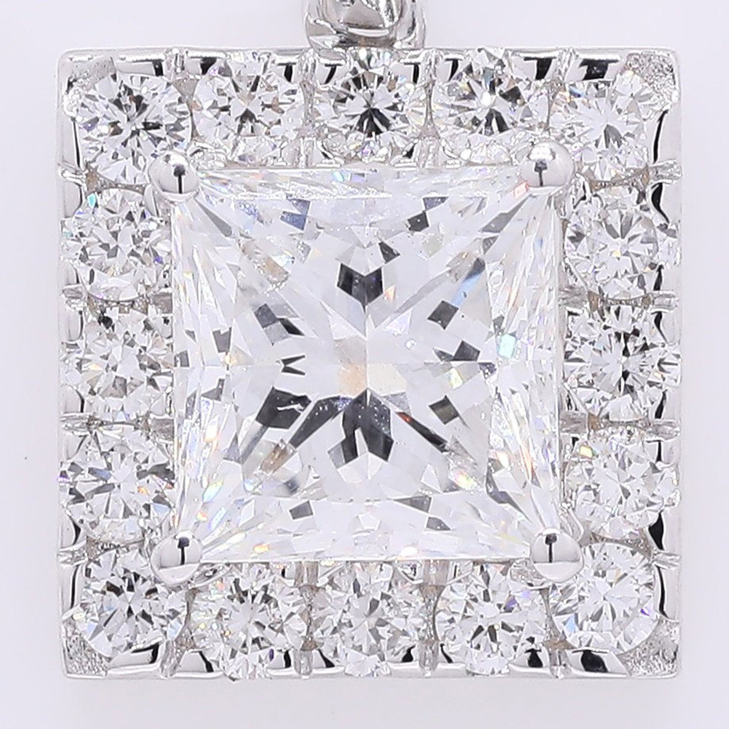 2.30 Carats Lab Grown Diamond 14K Gold Pendant