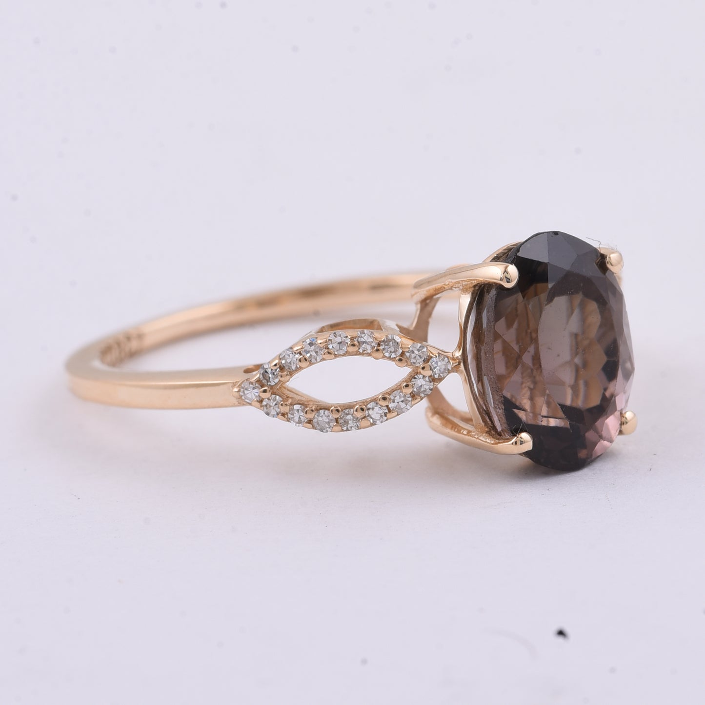 2.66 Ct Oval Natural Tourmaline 14K Gold Ring