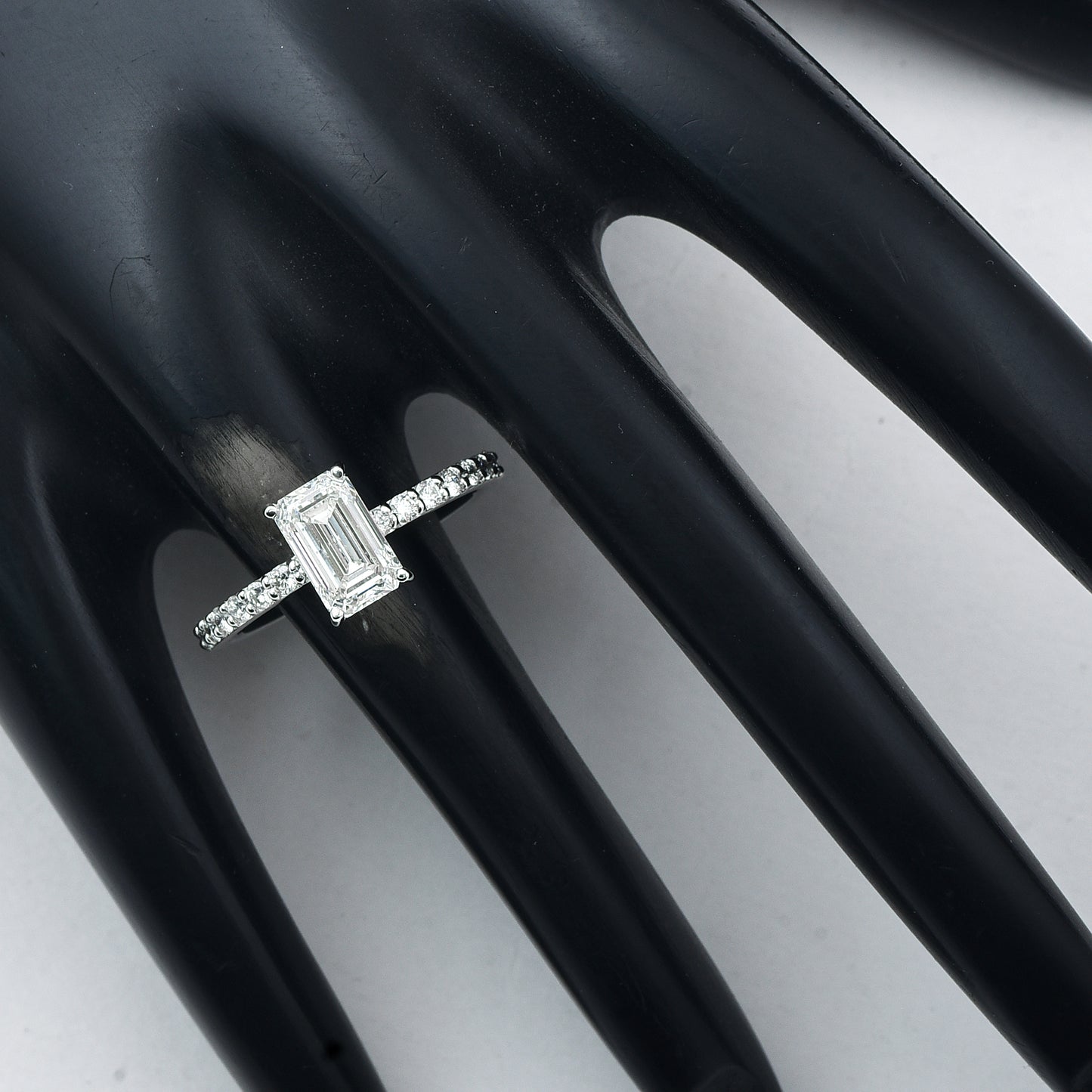 1.94 Carats Lab Grown Diamond 14K Gold Ring