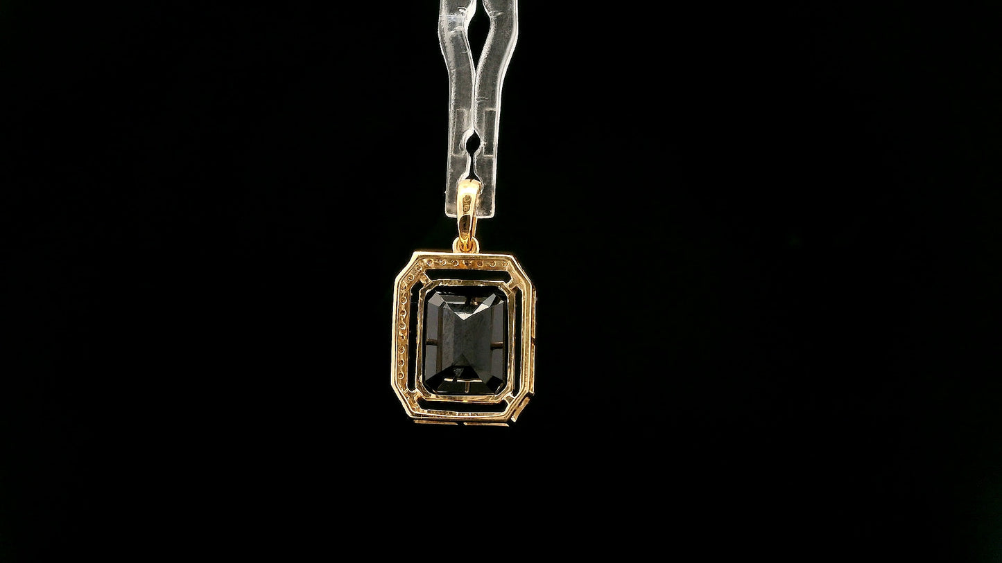 3.92 Ct Octagon Natural Sapphire 14K Gold Pendant