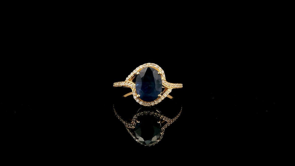 2.12 Ct Oval Natural Sapphire 14K Gold Ring
