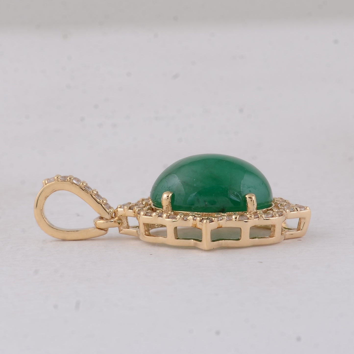 2.76 Ct Oval Emerald 9K Gold Pendant