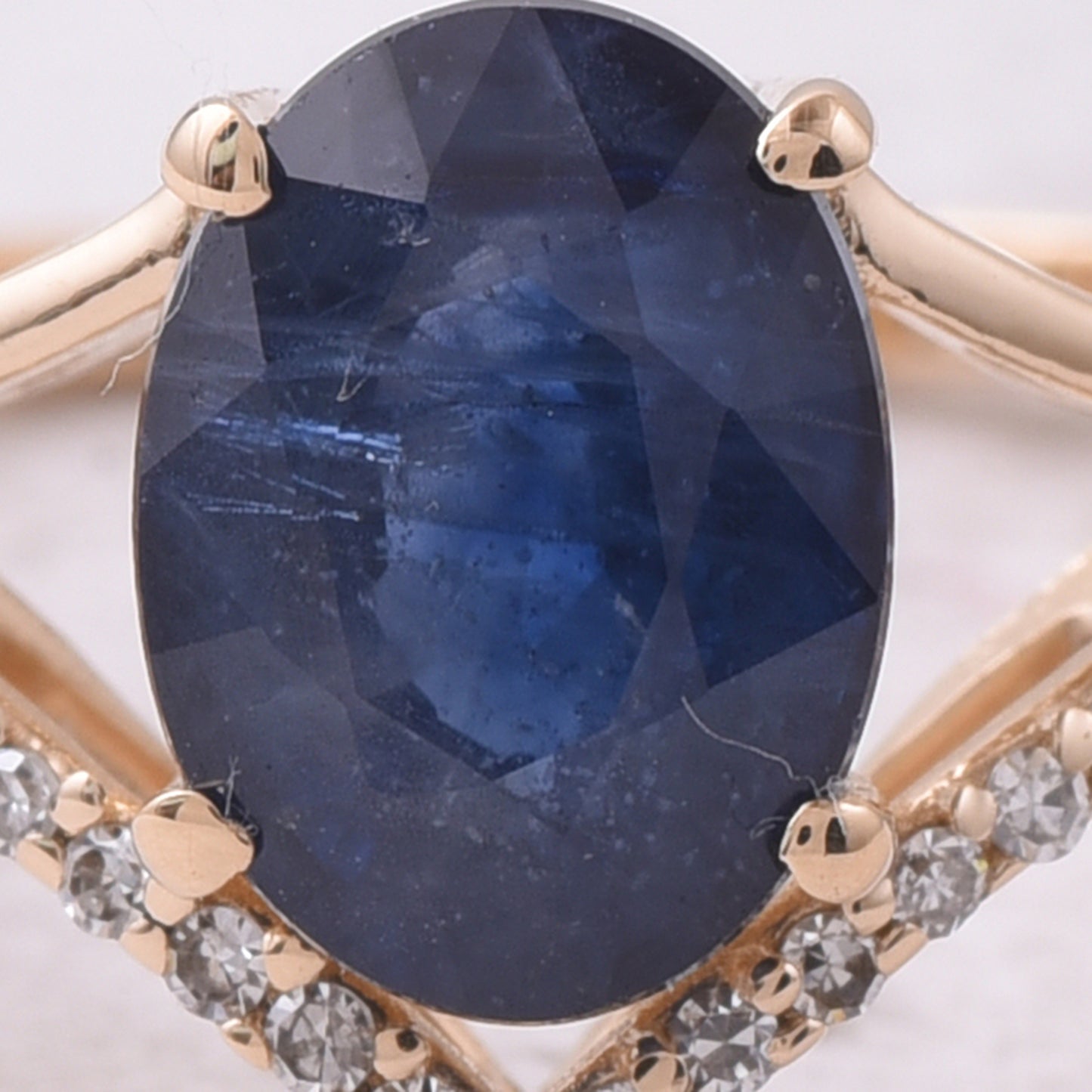 1.86 Ct Oval Mixed Cut Natural Sapphire 14K Gold Ring