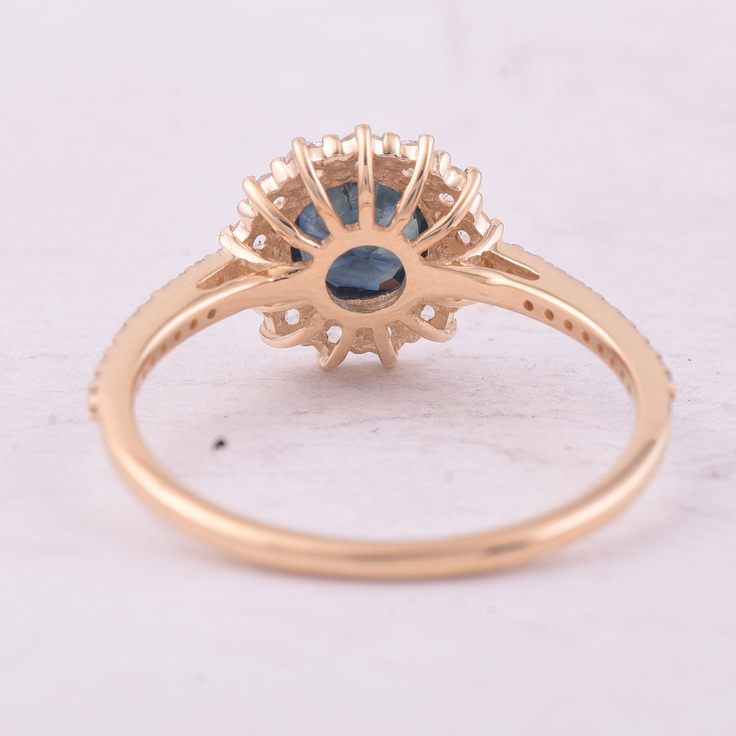 1.37 Ct Round Mixed Cut Natural Sapphire 14K Gold Ring