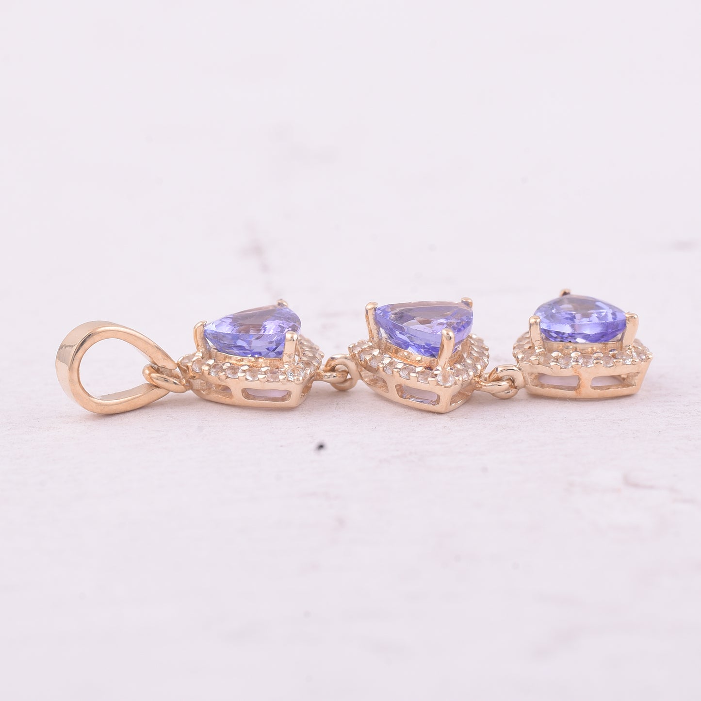 1.59 Ct Trillion Tanzanite 9K Gold Pendant