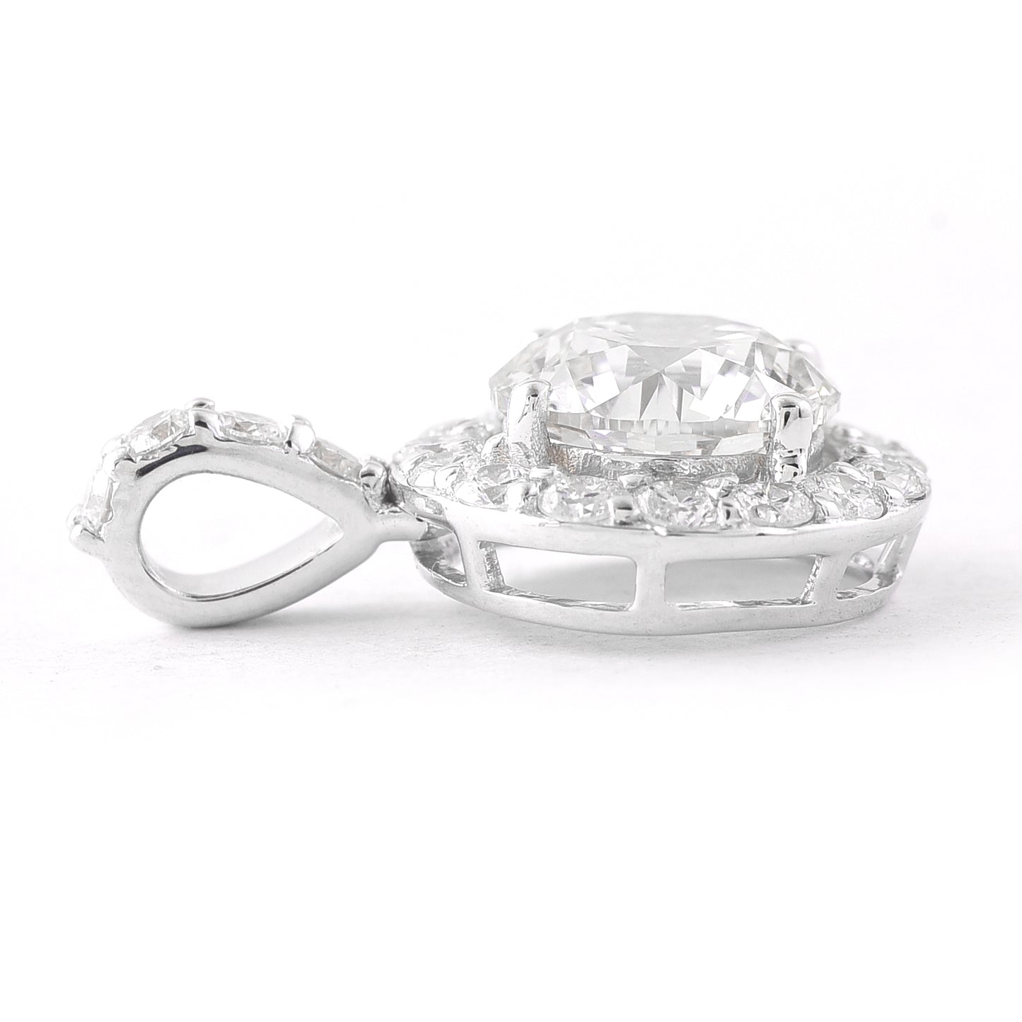 1.95 Carats Lab Grown Diamond 14K Gold Pendant