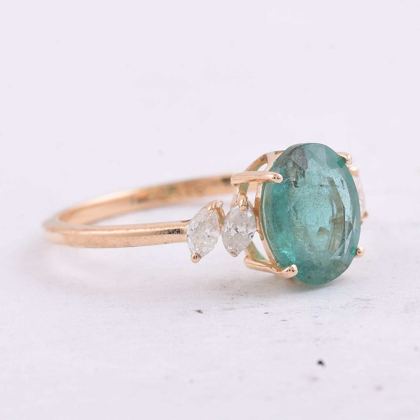 1.78 Ct Oval Natural Emerald 14K Gold Ring