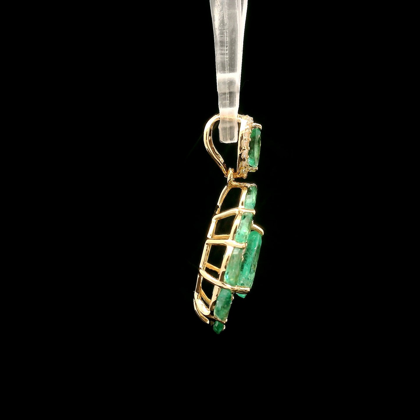 1.67 Ct Pear Emerald 14K Gold Pendant