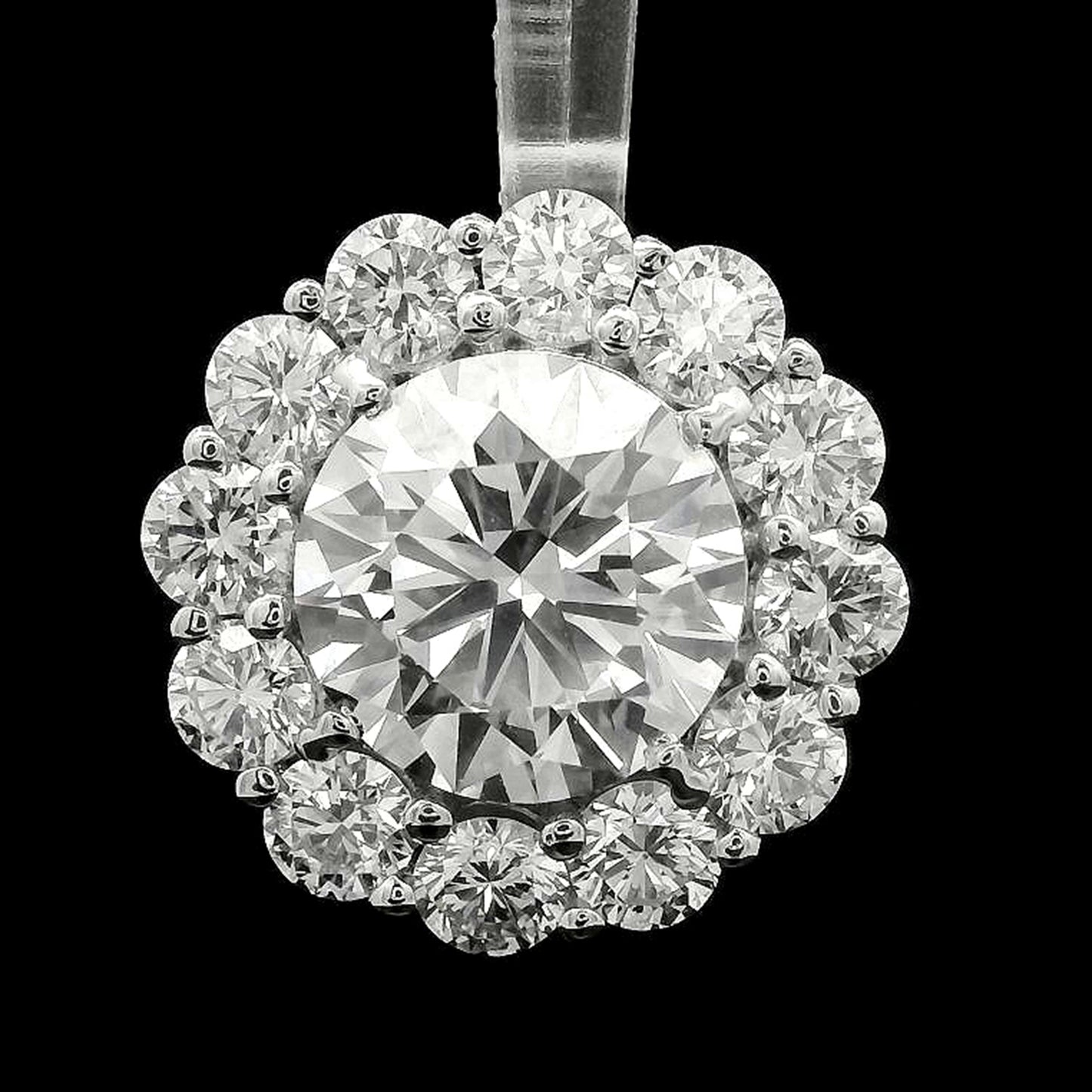 2.31 Carats Lab Grown Diamond 14K Gold Pendant