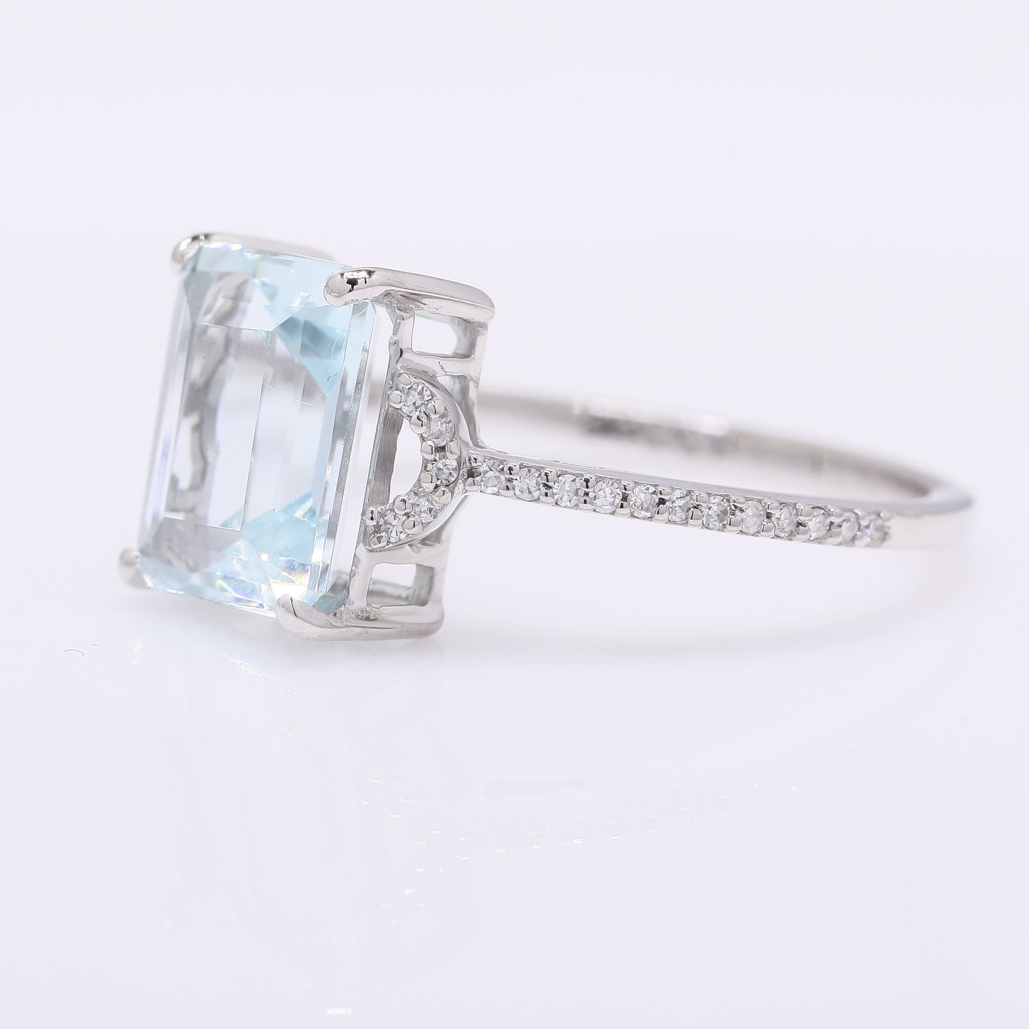 2.61 Ct Octagon Step Cut Natural Aquamarine 950 Platinum Ring