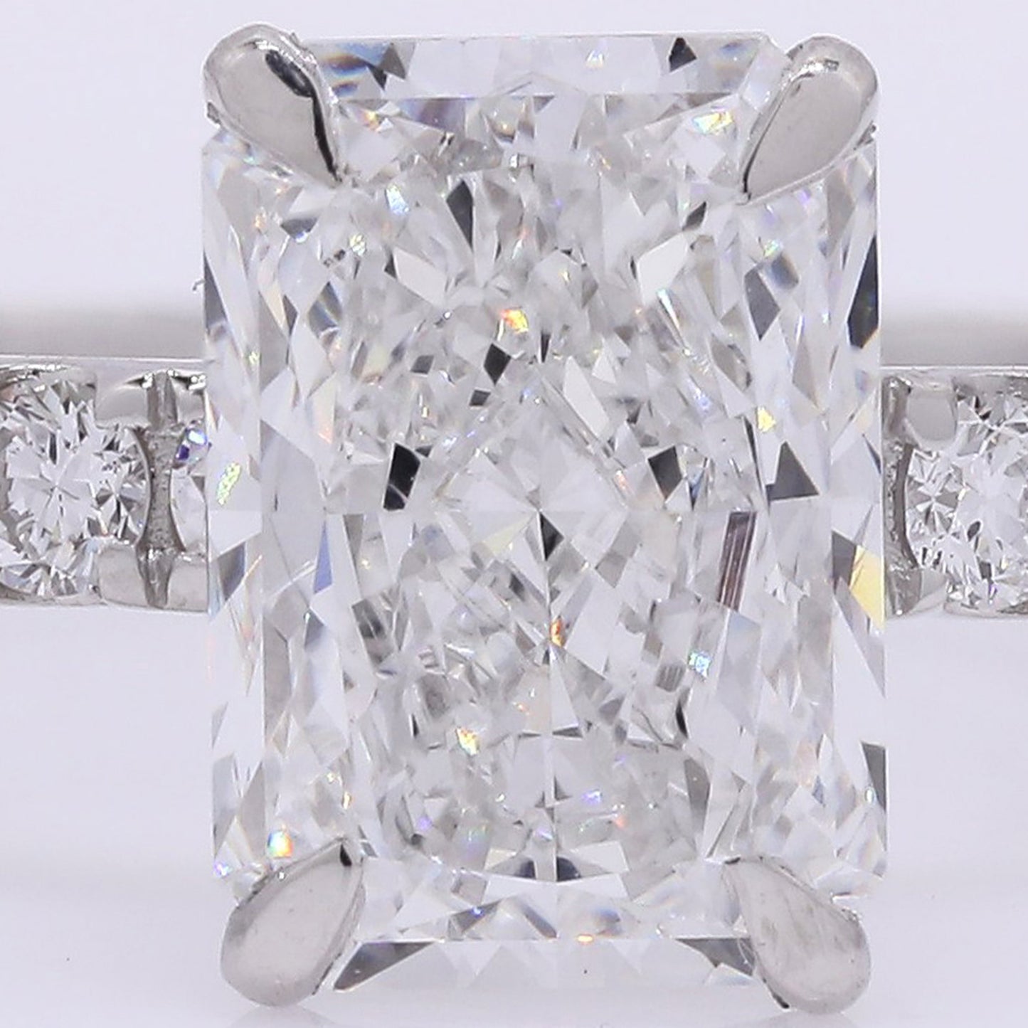 2.39 Carats Lab Grown Diamond 950 Platinum Ring