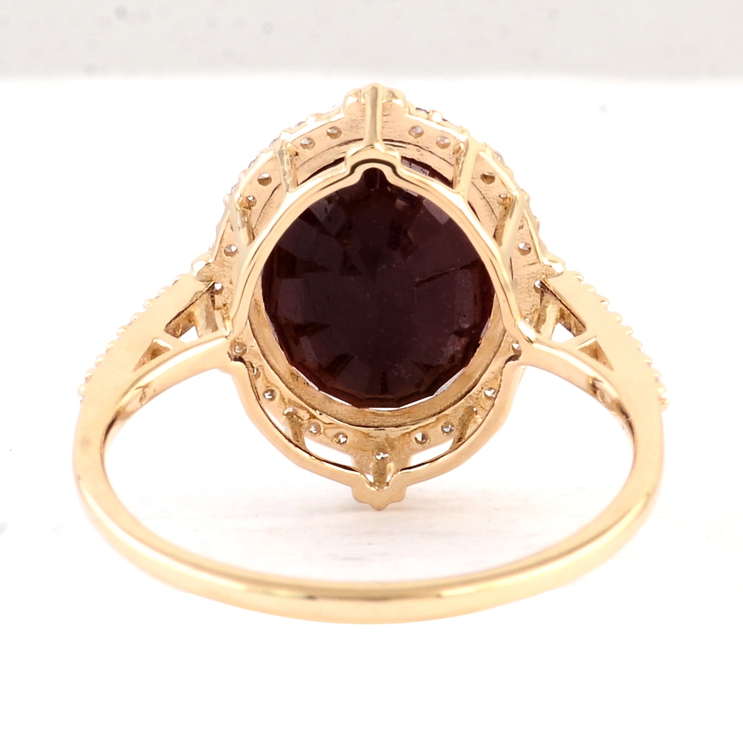 5.22 Ct Oval Mixed Cut Natural Corundum Ruby 14K Gold Ring