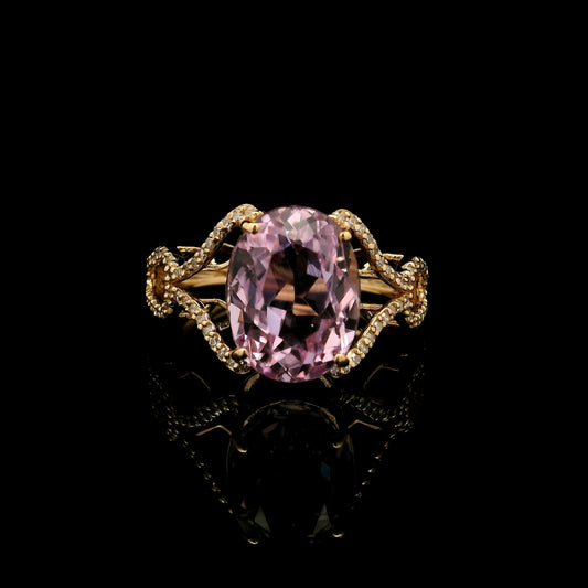 6.51 Ct Oval Kunzite 14K Gold Ring