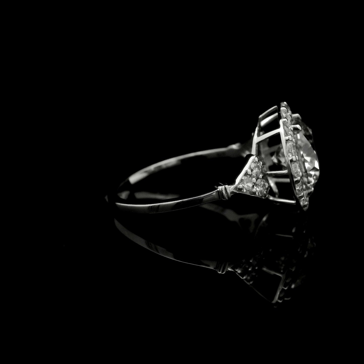 2.81 Carats Lab Grown Diamond 14K Gold Ring