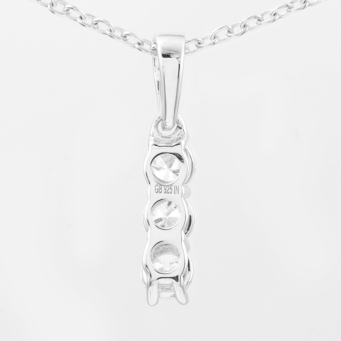 0.54 Ct Round Lab Grown Diamond 925 Silver Pendant