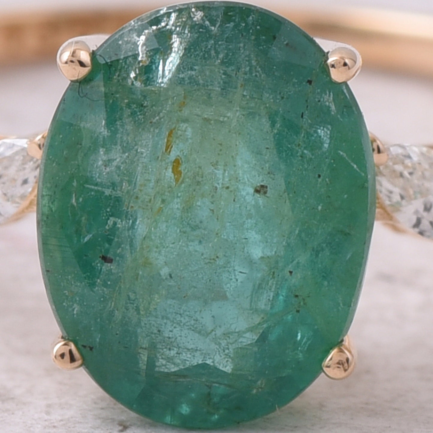 2.00 Ct Oval Natural Emerald 14K Gold Ring